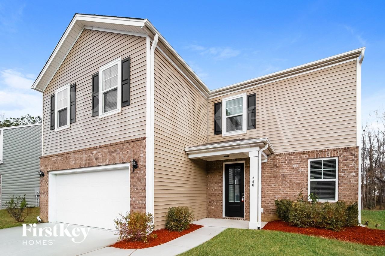 640 Woolum Dr - Photo 2 of 15