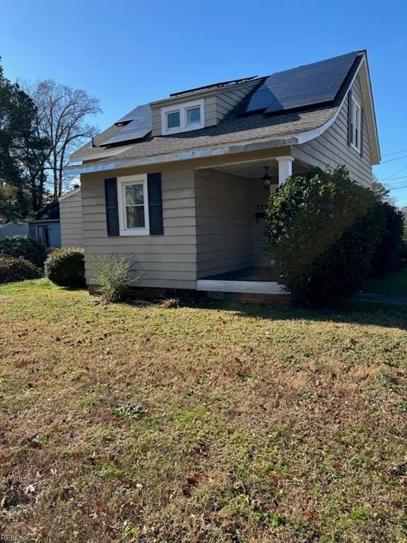 233 Hampton Roads Ave - Photo 3 of 31