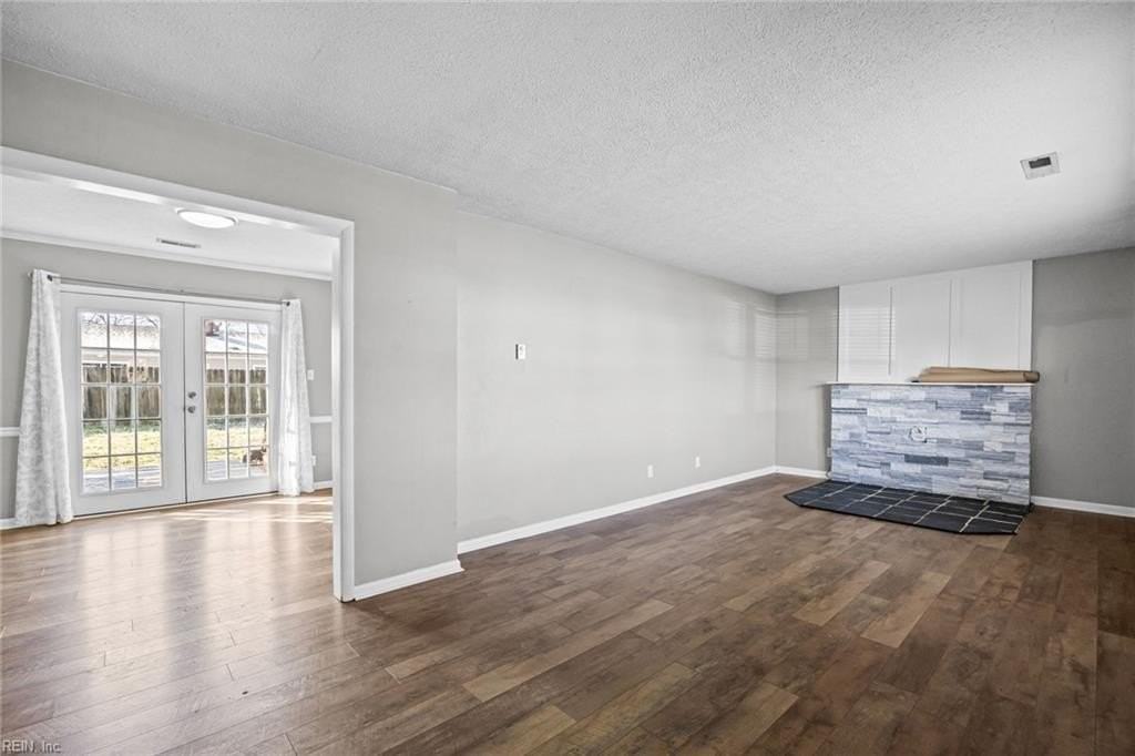 3805 Colonial Pkwy - Photo 5 of 25