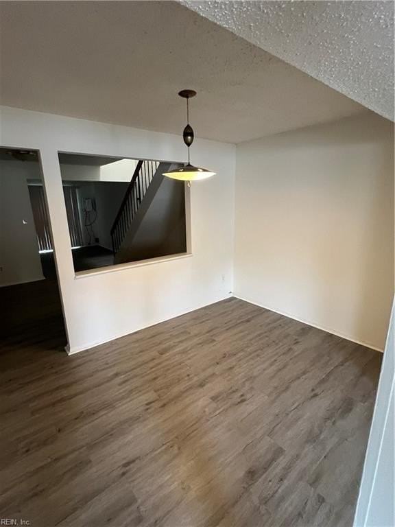 5302 Leicester Ct - Photo 4 of 20