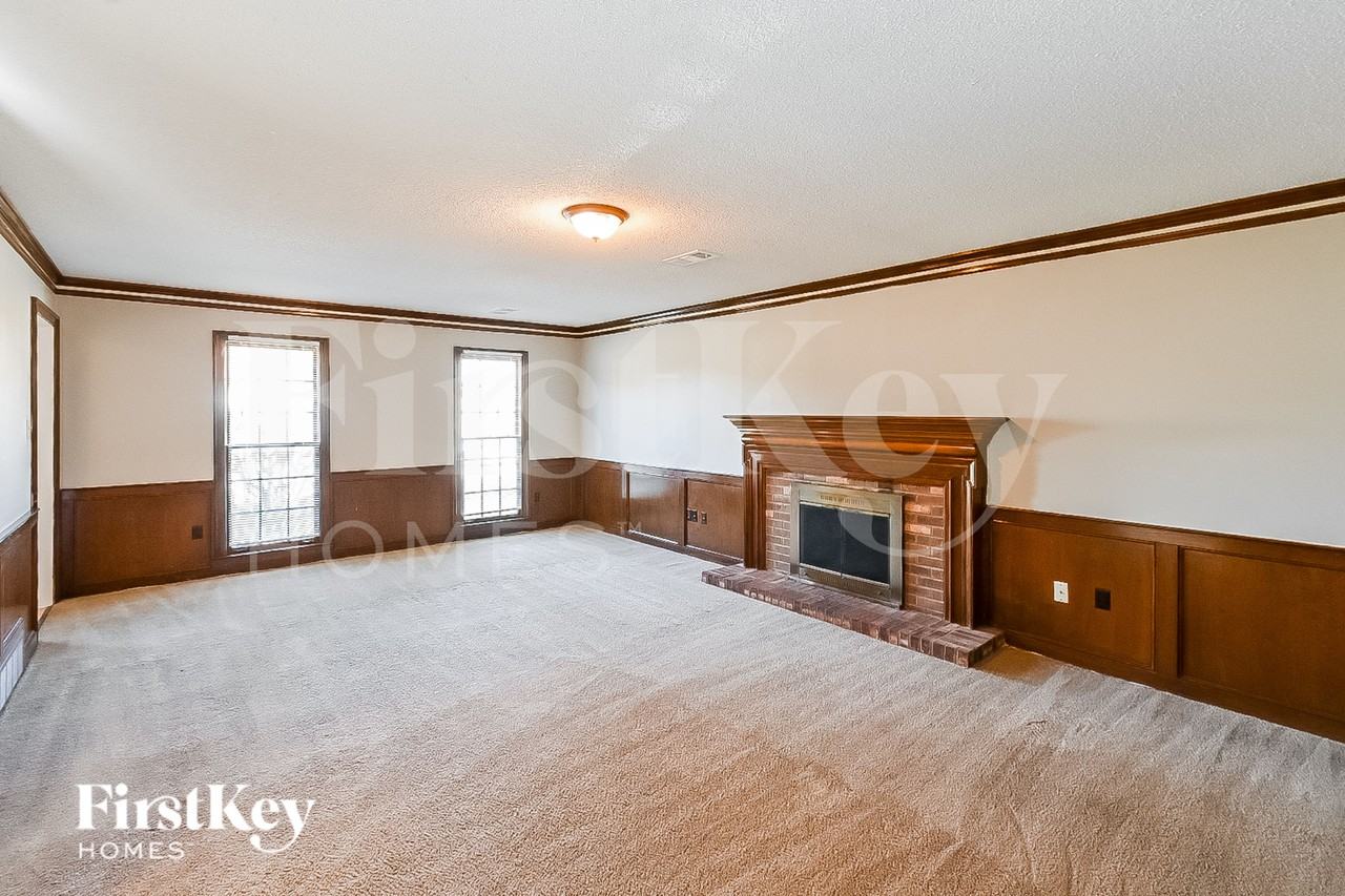 7075 Germantown Trl - Photo 2 of 15