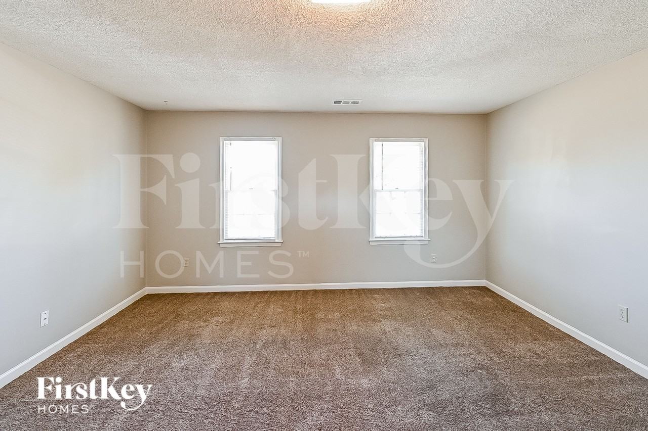 7075 Germantown Trl - Photo 6 of 15