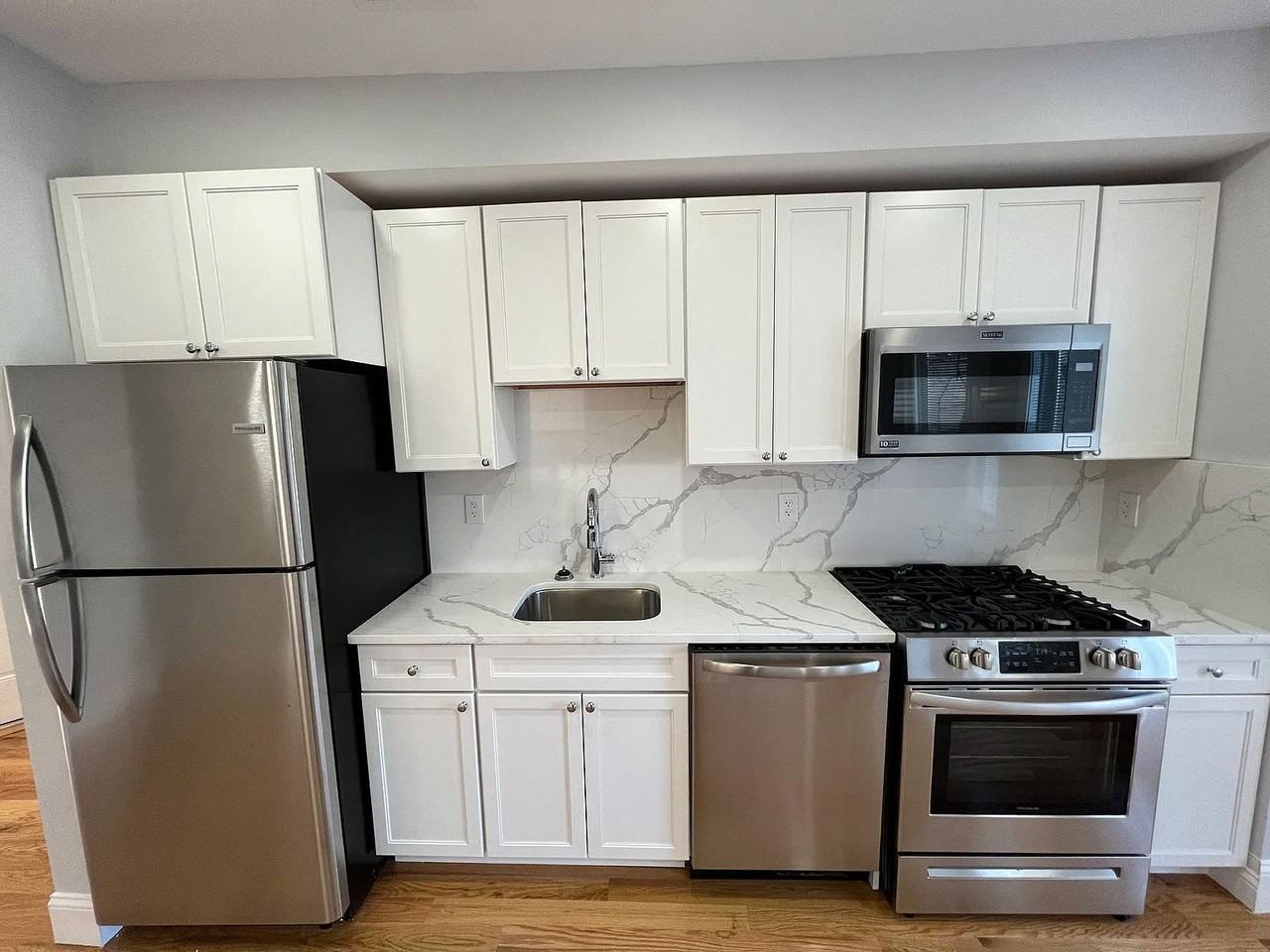 372 Oxford St #3 - Photo 2 of 8