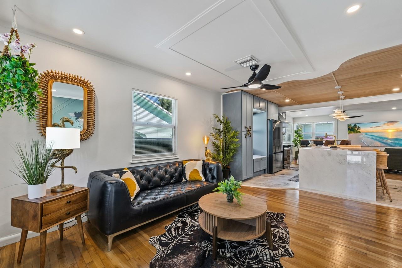 1616 N N St - Photo 2 of 37