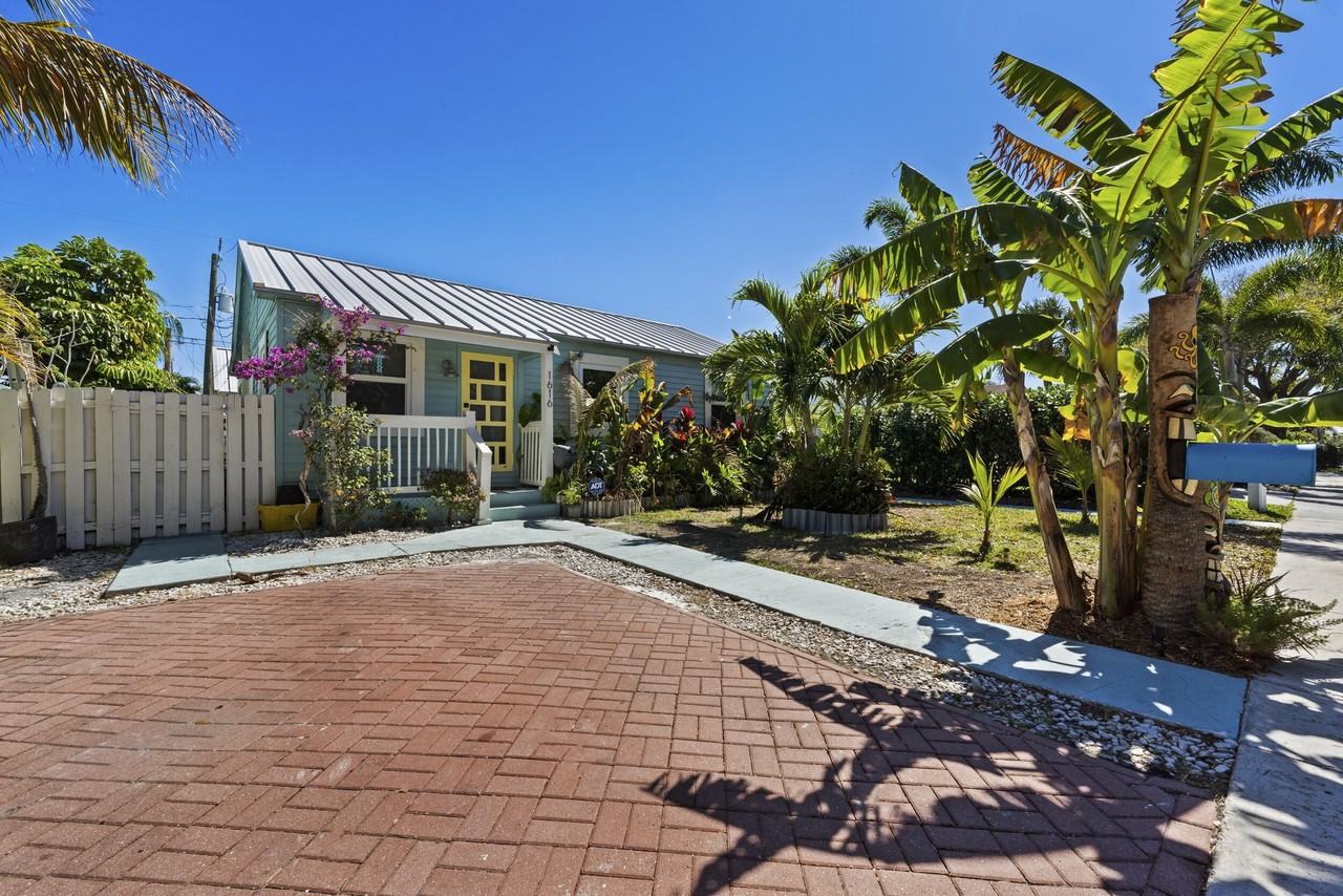 1616 N N St - Photo 6 of 37