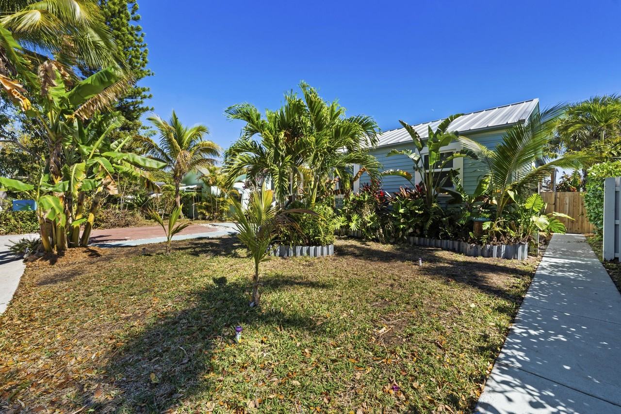 1616 N N St - Photo 7 of 37