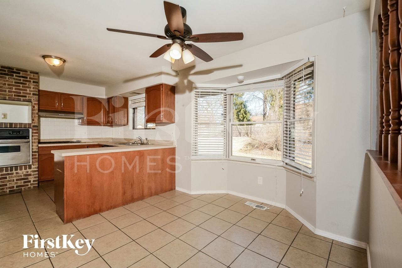 4111 Les Cherbourg Ln - Photo 6 of 15