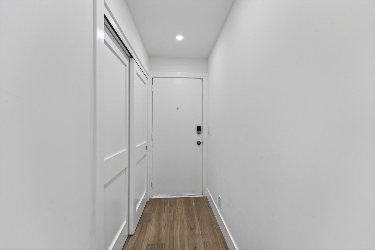 1206 S Lake Dr #203 - Photo 6 of 37