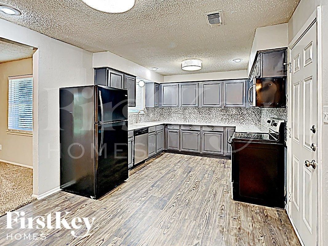 2709 Trinity Valley Ct - Photo 4 of 15