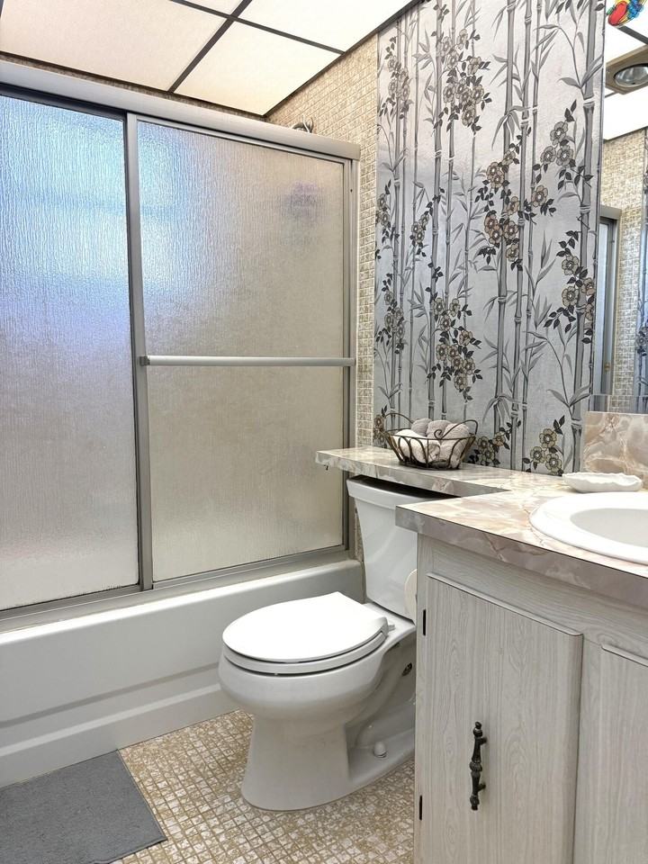 894 Flanders S - Photo 7 of 15