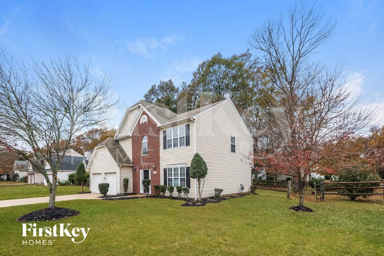 12606 Ivey Creek Dr - Photo 2 of 15