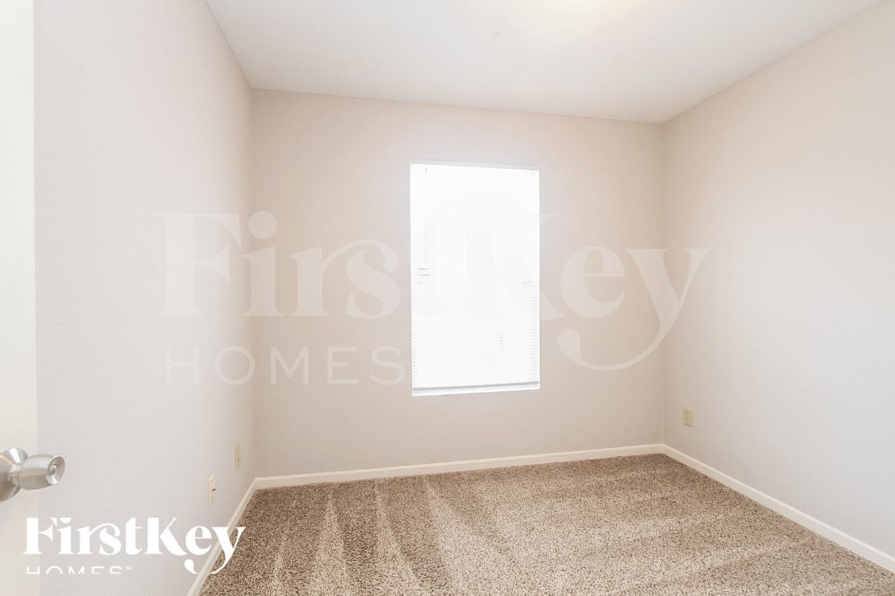 11325 Arches Dr - Photo 7 of 15