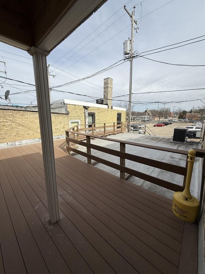 109 S Main St #10 - Photo 4 of 20