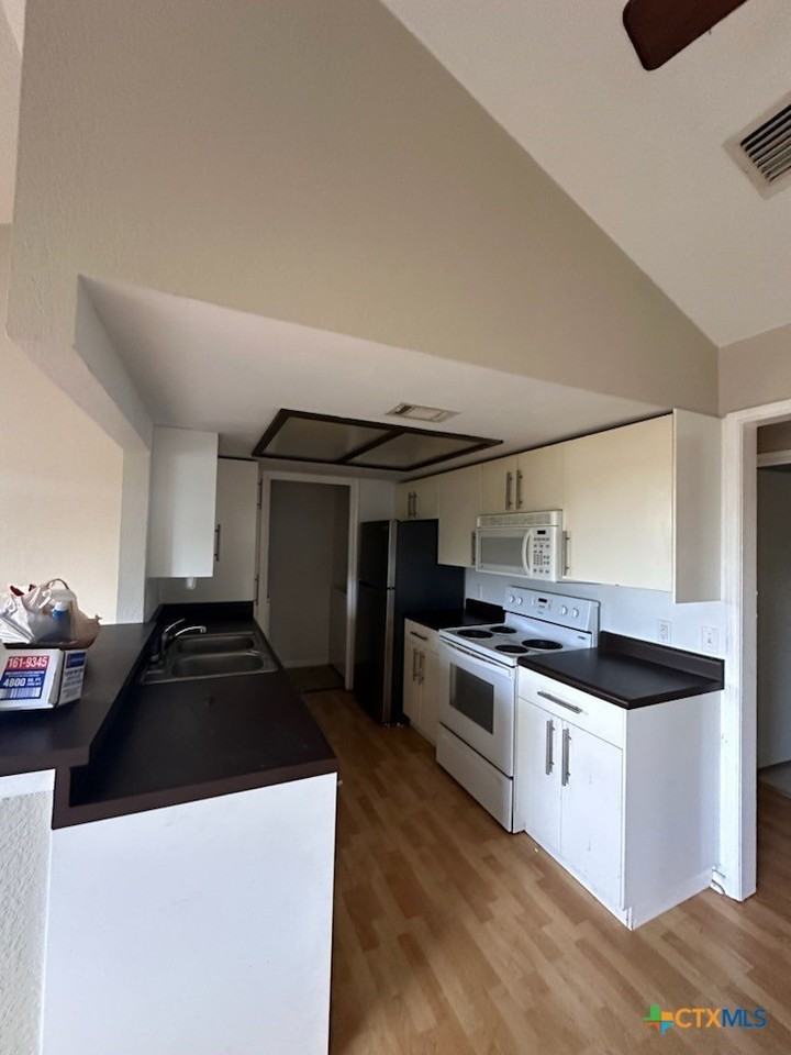 1013 Chestnut St Apt C6 - Photo 5 of 7