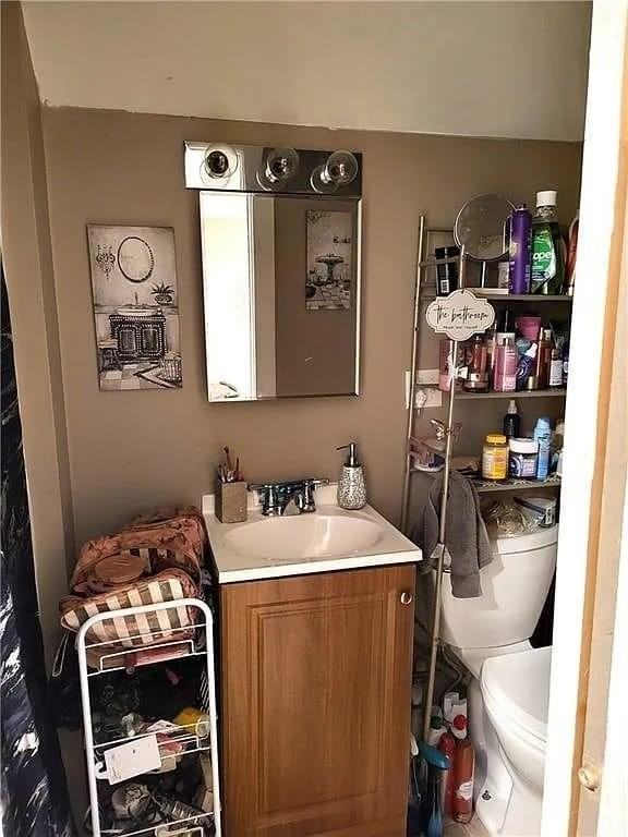 143 Centennial St - Photo 7 of 8