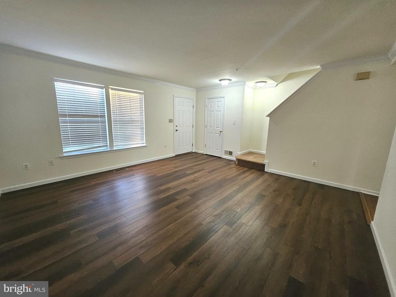 261 Thomas Harmon Dr - Photo 6 of 40