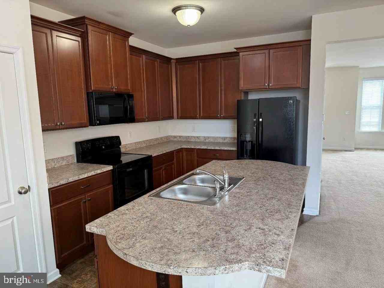 1113 S Olmsted Pkwy - Photo 6 of 13