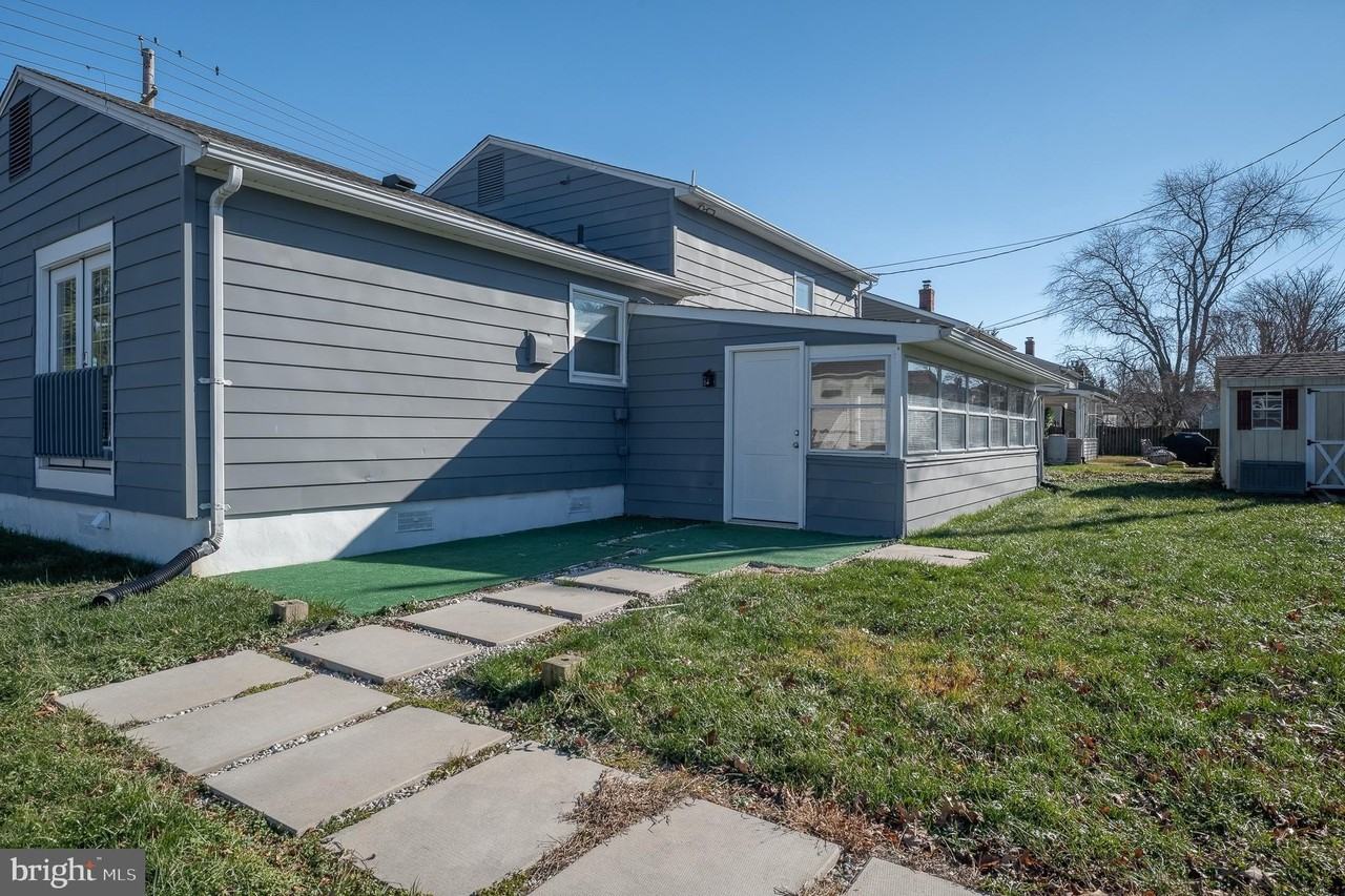 312 N Hammonds Ferry Rd - Photo 7 of 50