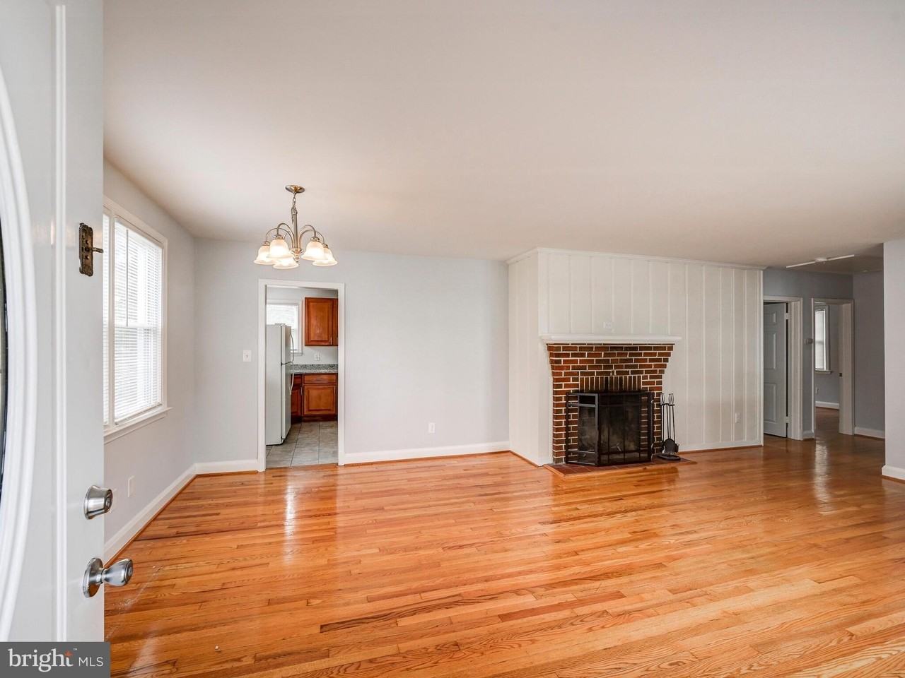 3509 E Joppa Rd - Photo 3 of 21