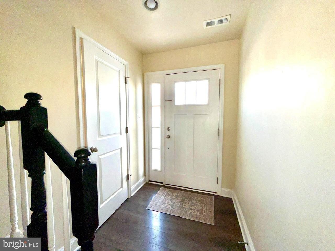 1347 Spindrift Rd - Photo 6 of 26