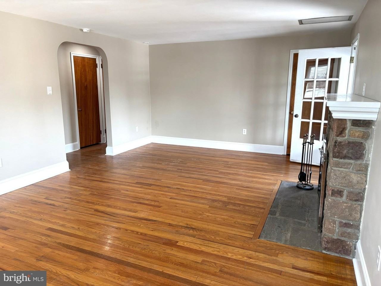 659 N Main St Unit 3 - Photo 6 of 26