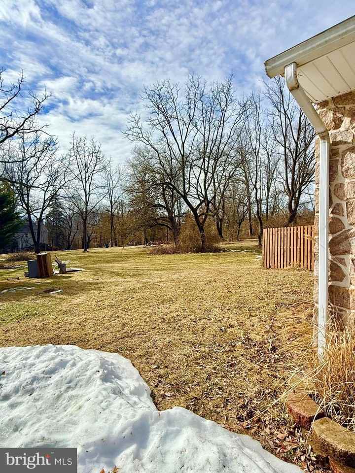 2360 New Schuylkill Rd - Photo 4 of 36