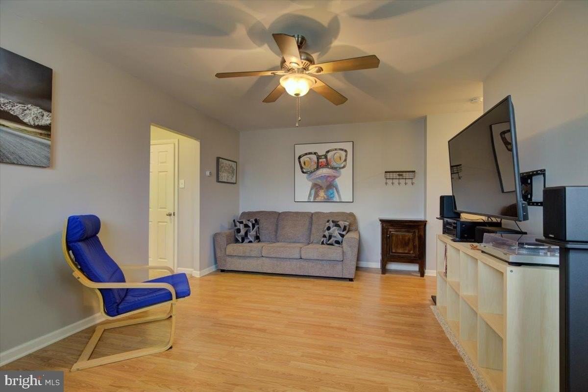 335 E Lancaster Ave Unit D25 - Photo 5 of 20