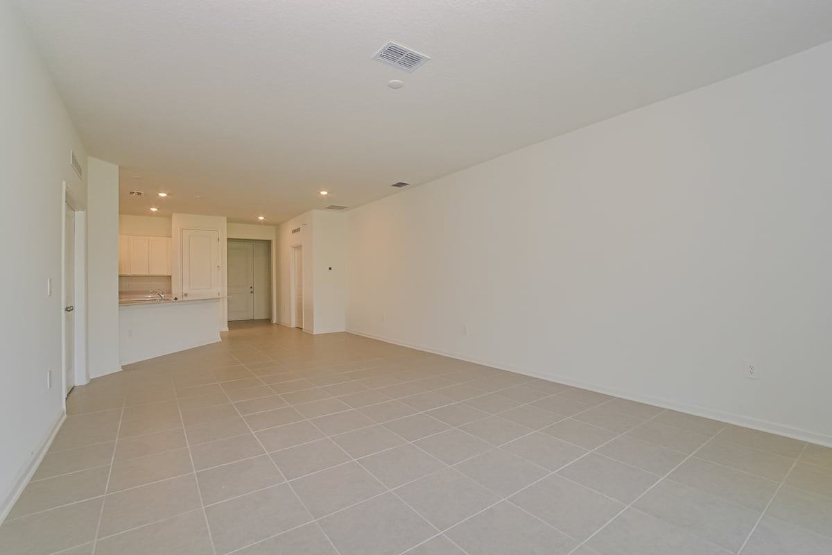 7601 Gemstone St - Photo 6 of 33