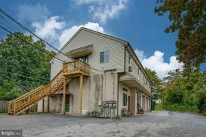 featured image of 200 Pennsylvania Ave