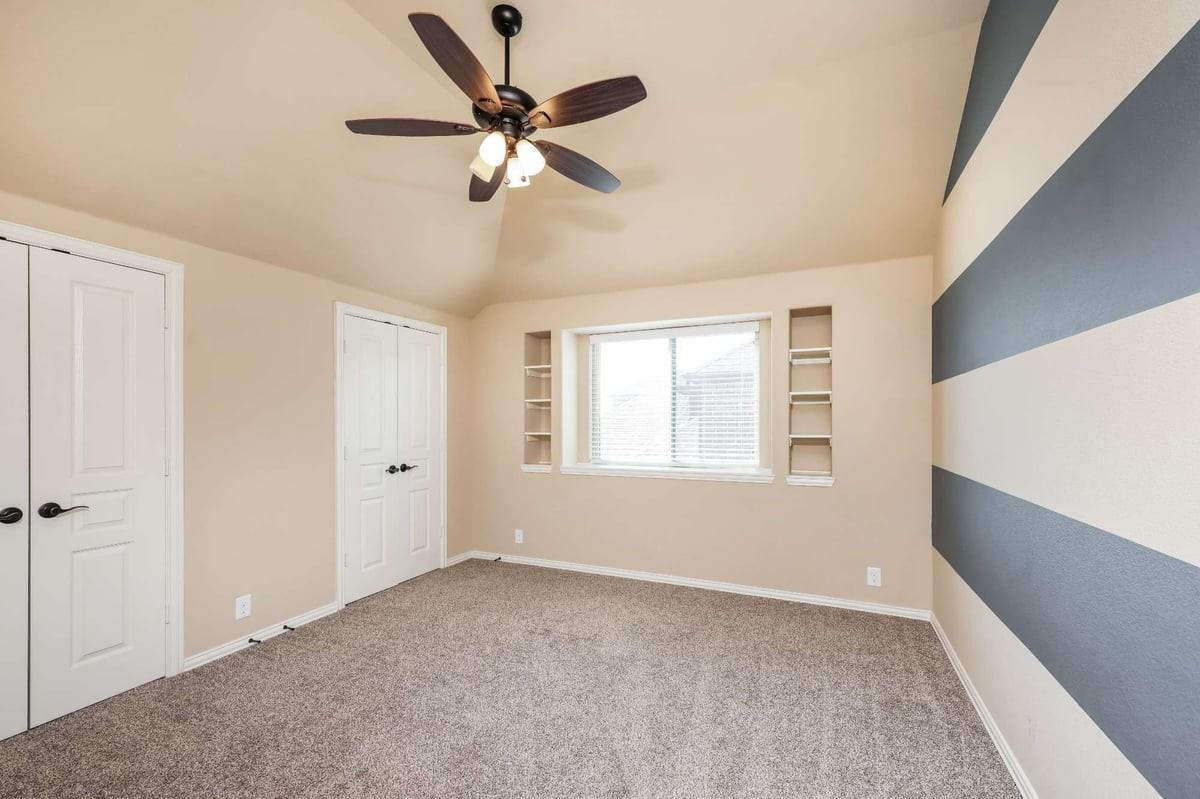 6404 Sudbury Ln - Photo 6 of 19