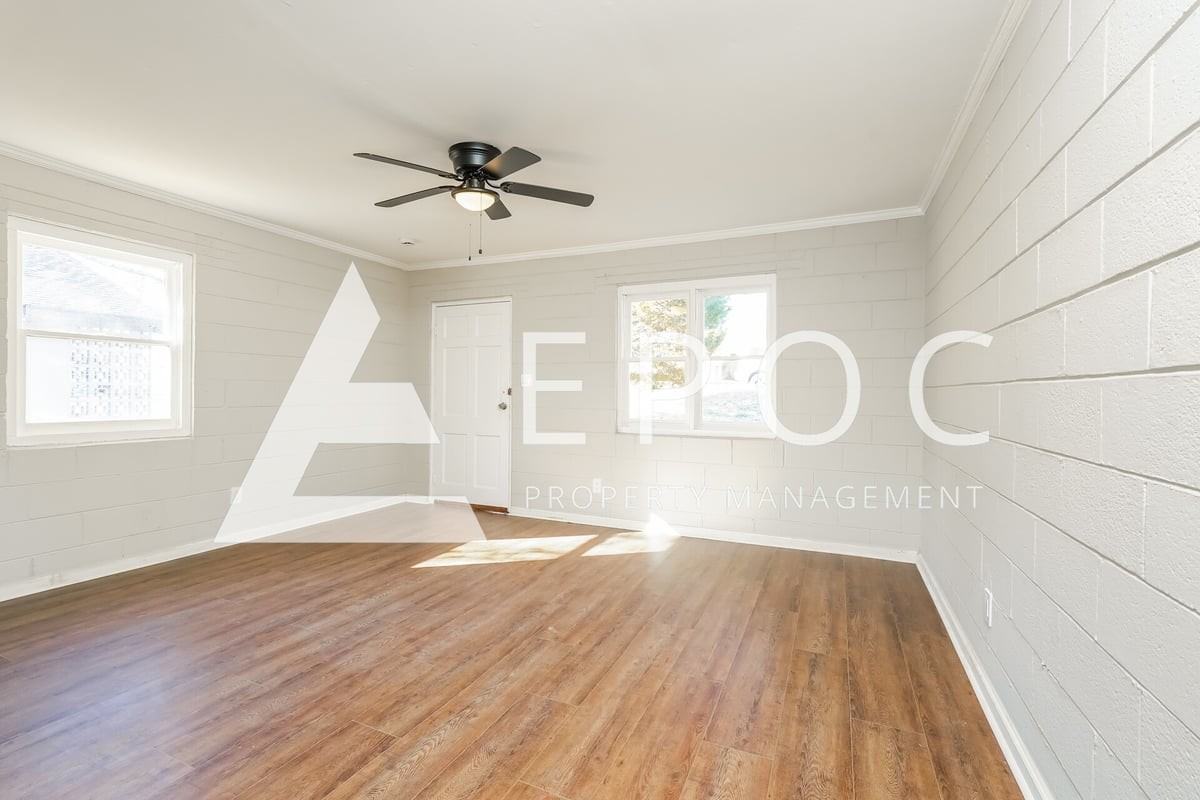 1001 Richland St #B - Photo 7 of 15