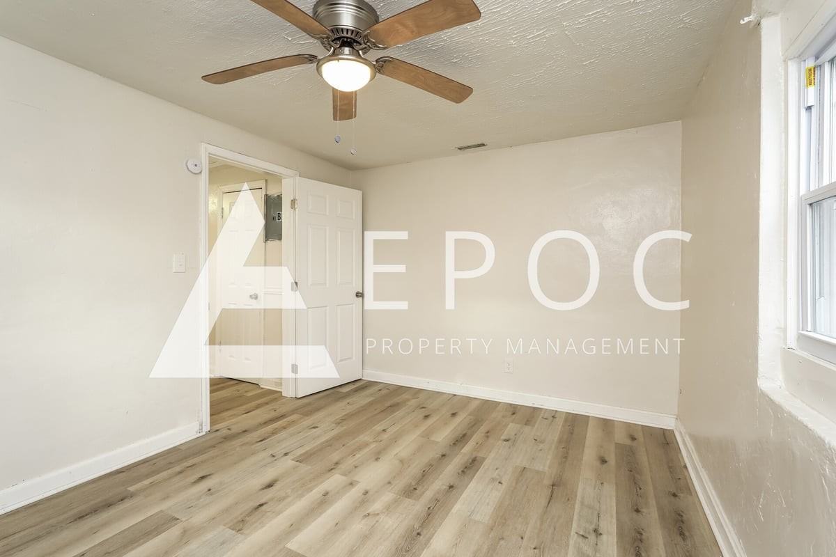 1021 Richland St #B - Photo 6 of 15