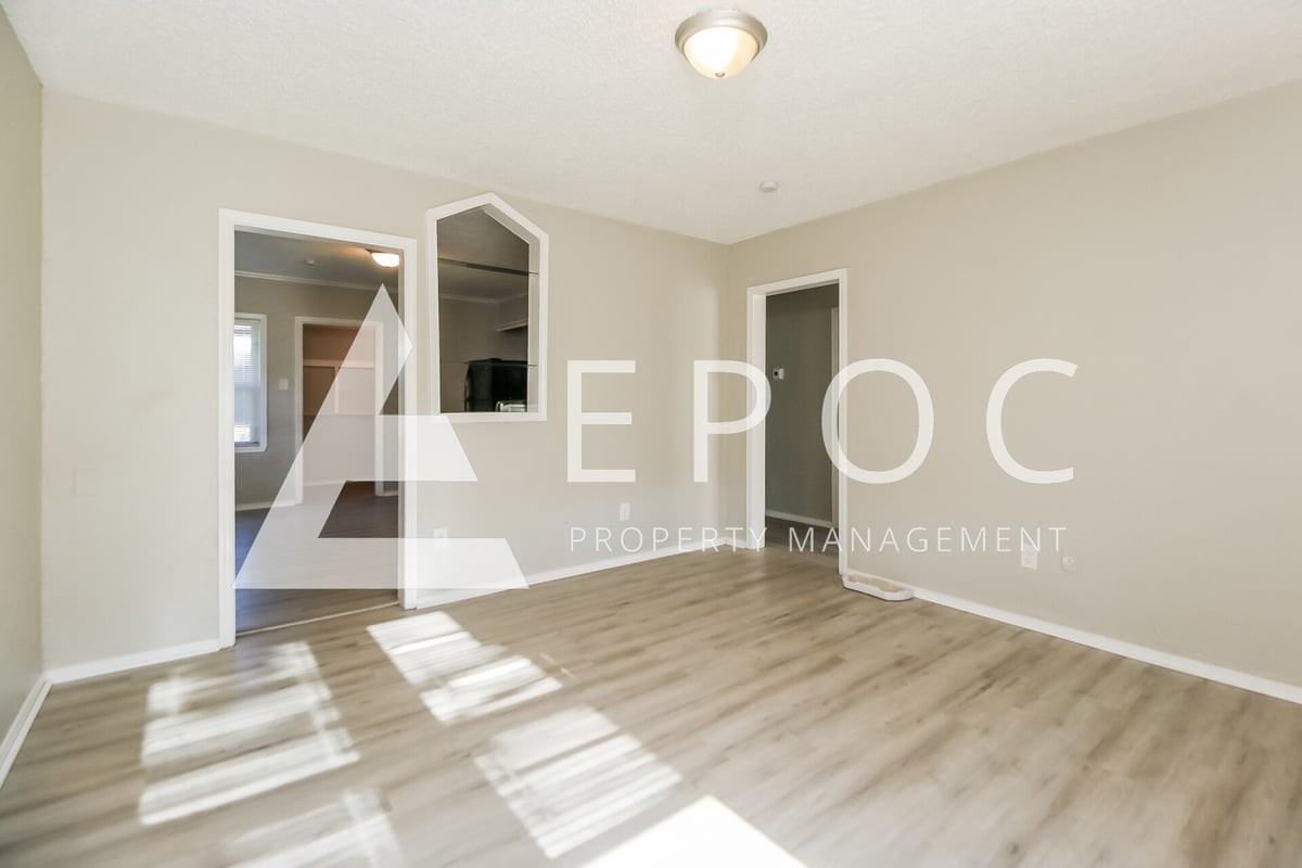 1026 N Lackey St - Photo 5 of 18