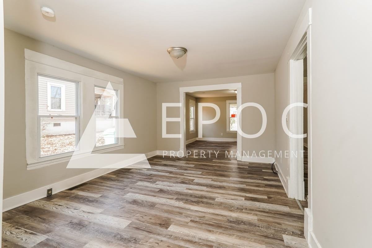 1210 Ragan Ave - Photo 6 of 16