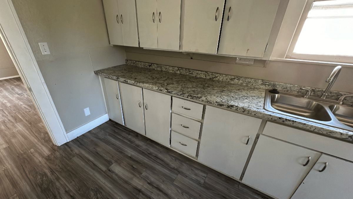 1407 Fulton St - Photo 4 of 8