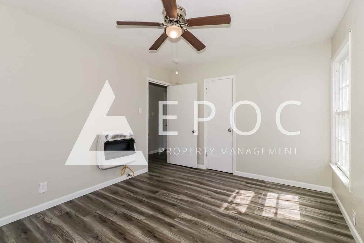 1702 S 9th St - Photo 7 of 16