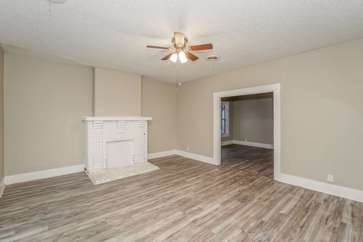 1708 Pearl Ave - Photo 4 of 31