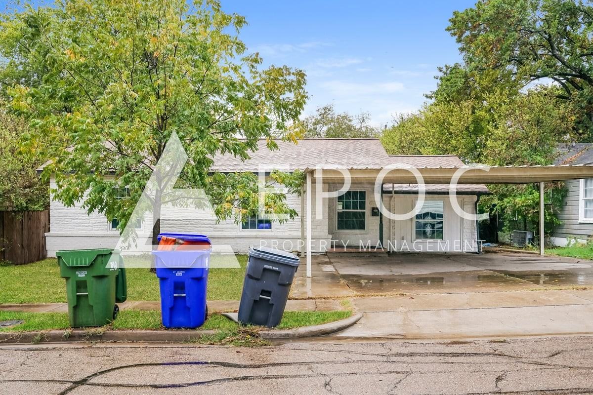 1913 Nelva St - Photo 2 of 17