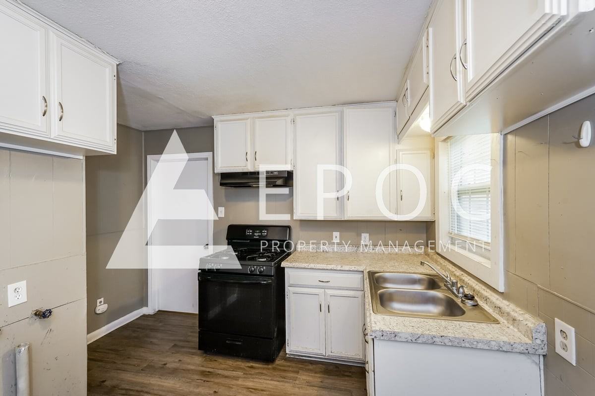 1913 Nelva St - Photo 6 of 17