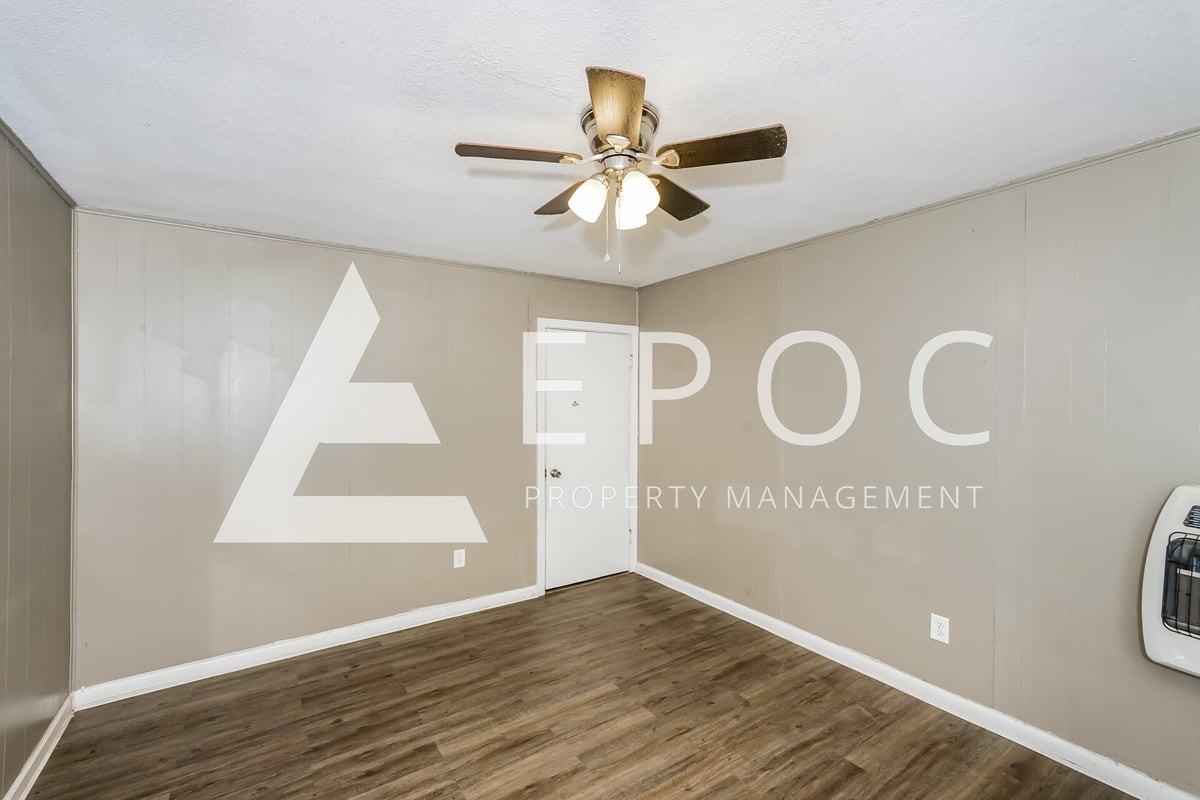 1913 Nelva St - Photo 7 of 17