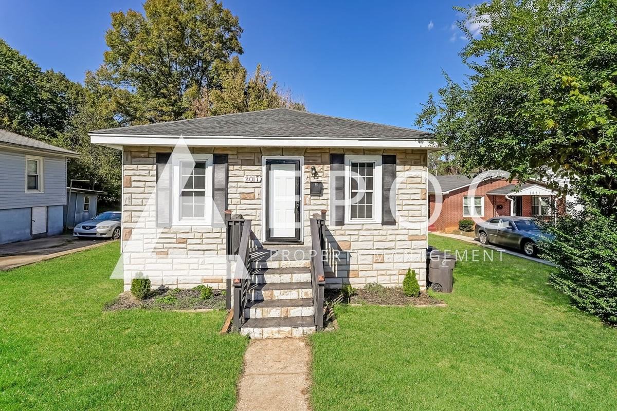 2017 E 18th St - Photo 2 of 17