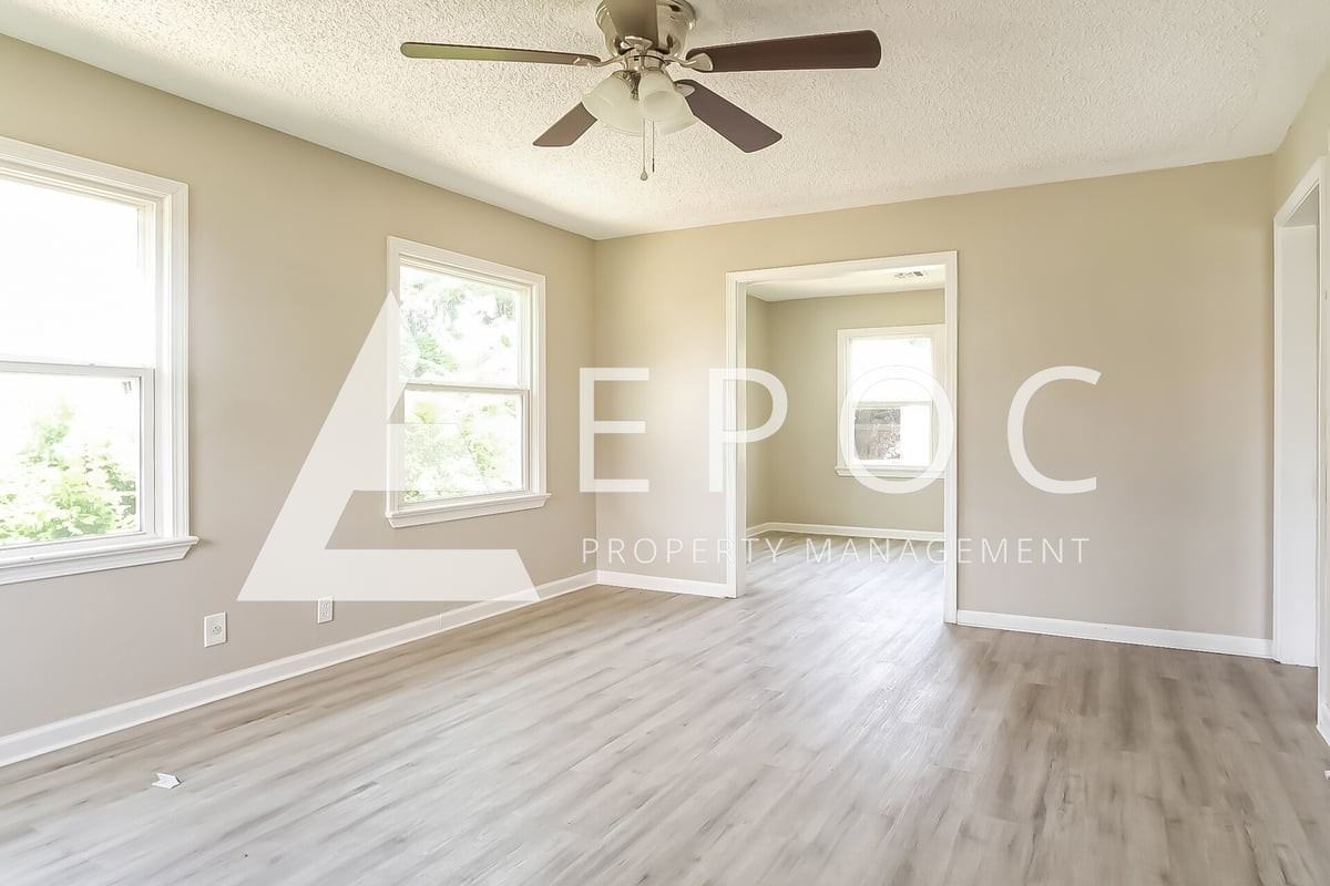 243 E 27th Pl N - Photo 6 of 13