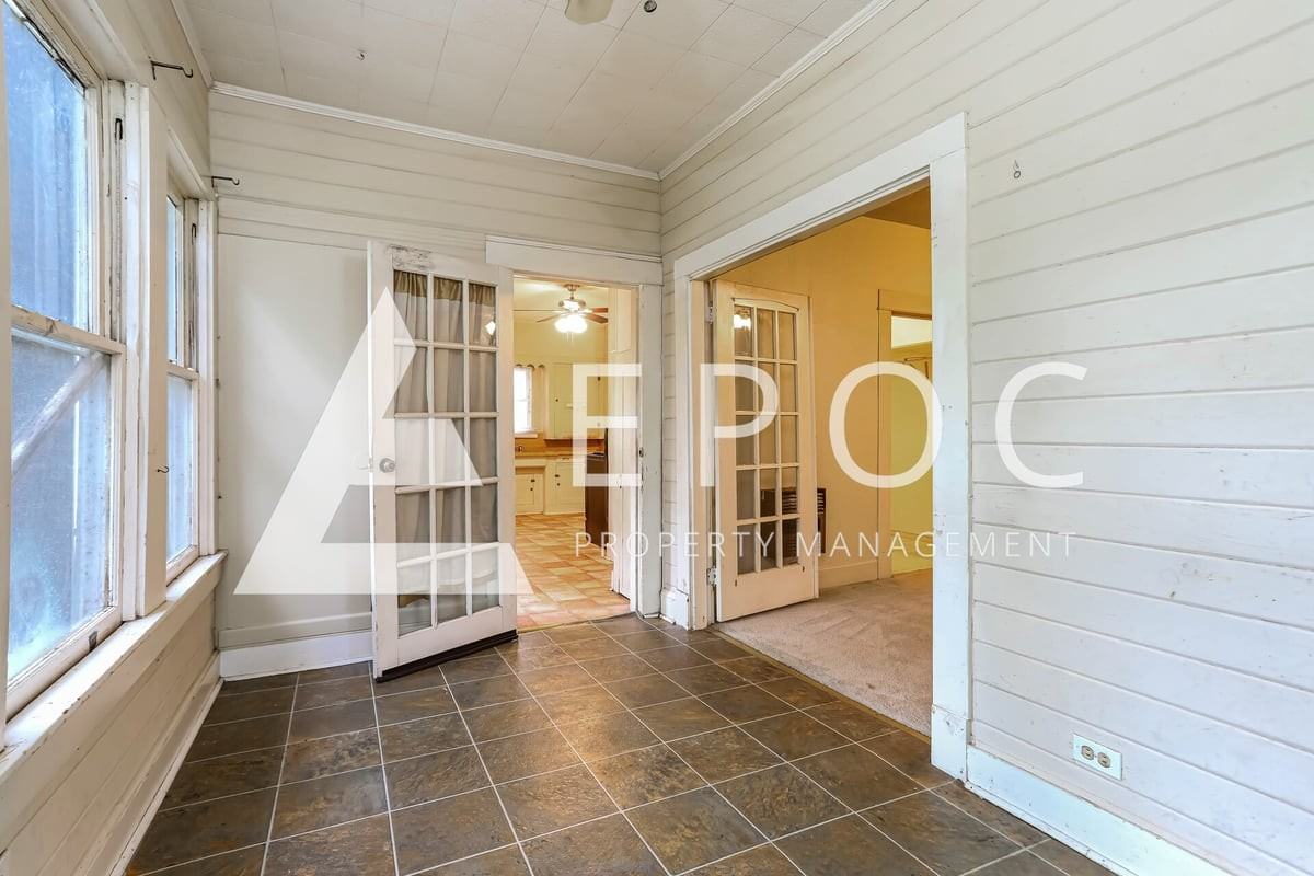 3225 Morrow Ave - Photo 4 of 16