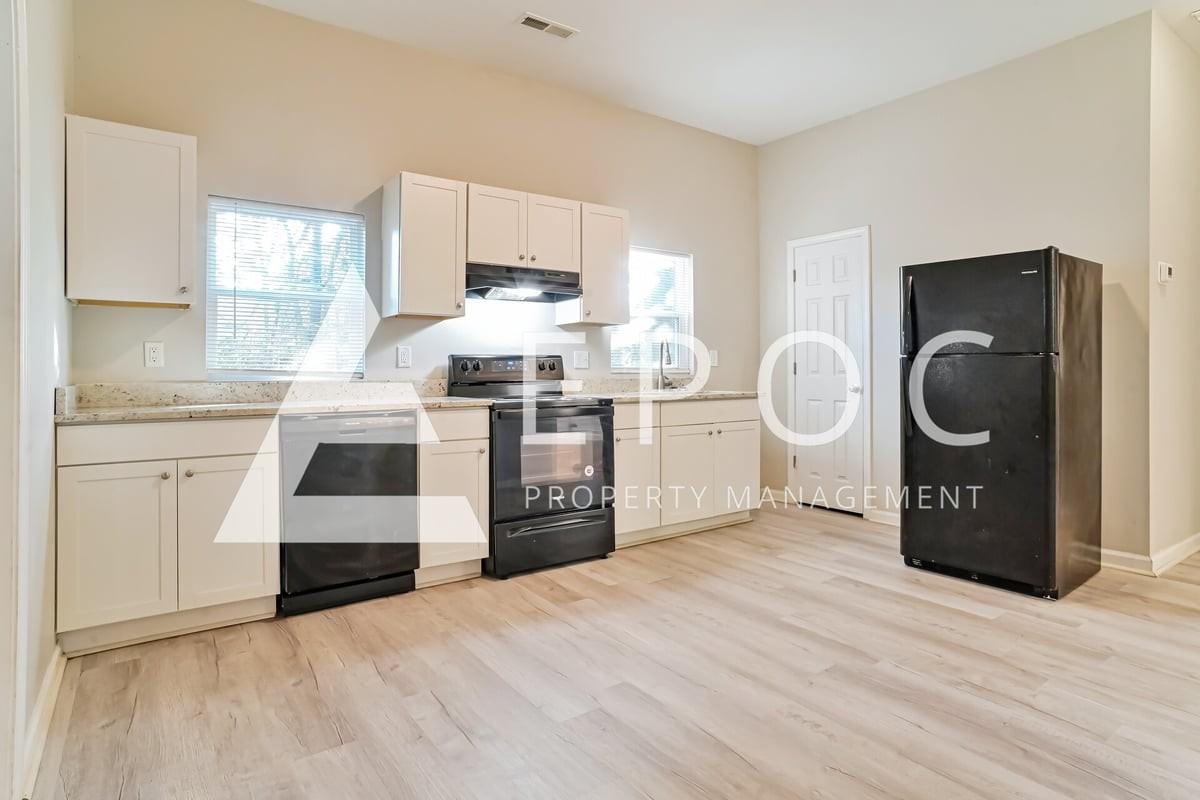 4013 Markwood Rd - Photo 4 of 17