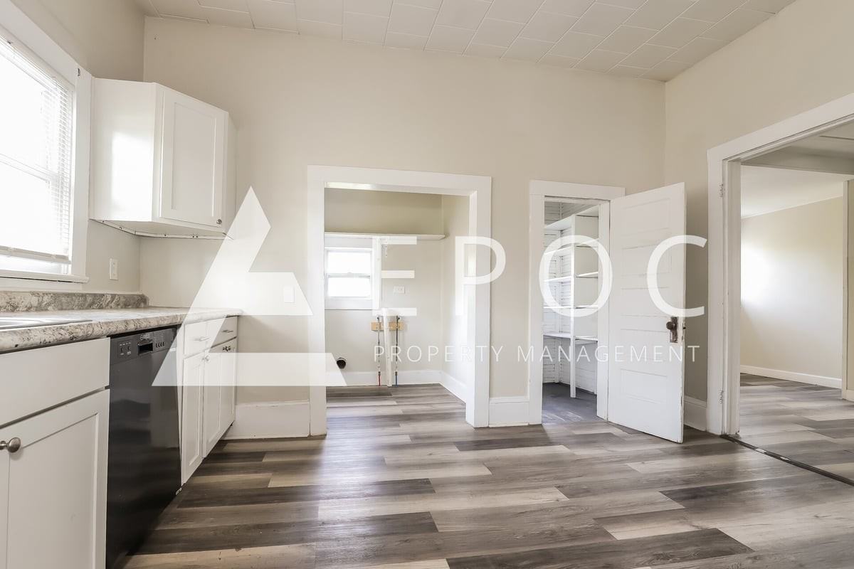 4316 Old Rural Hall Rd - Photo 3 of 15