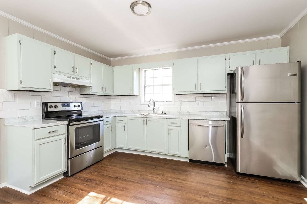 638 S Elm St #A - Photo 6 of 33