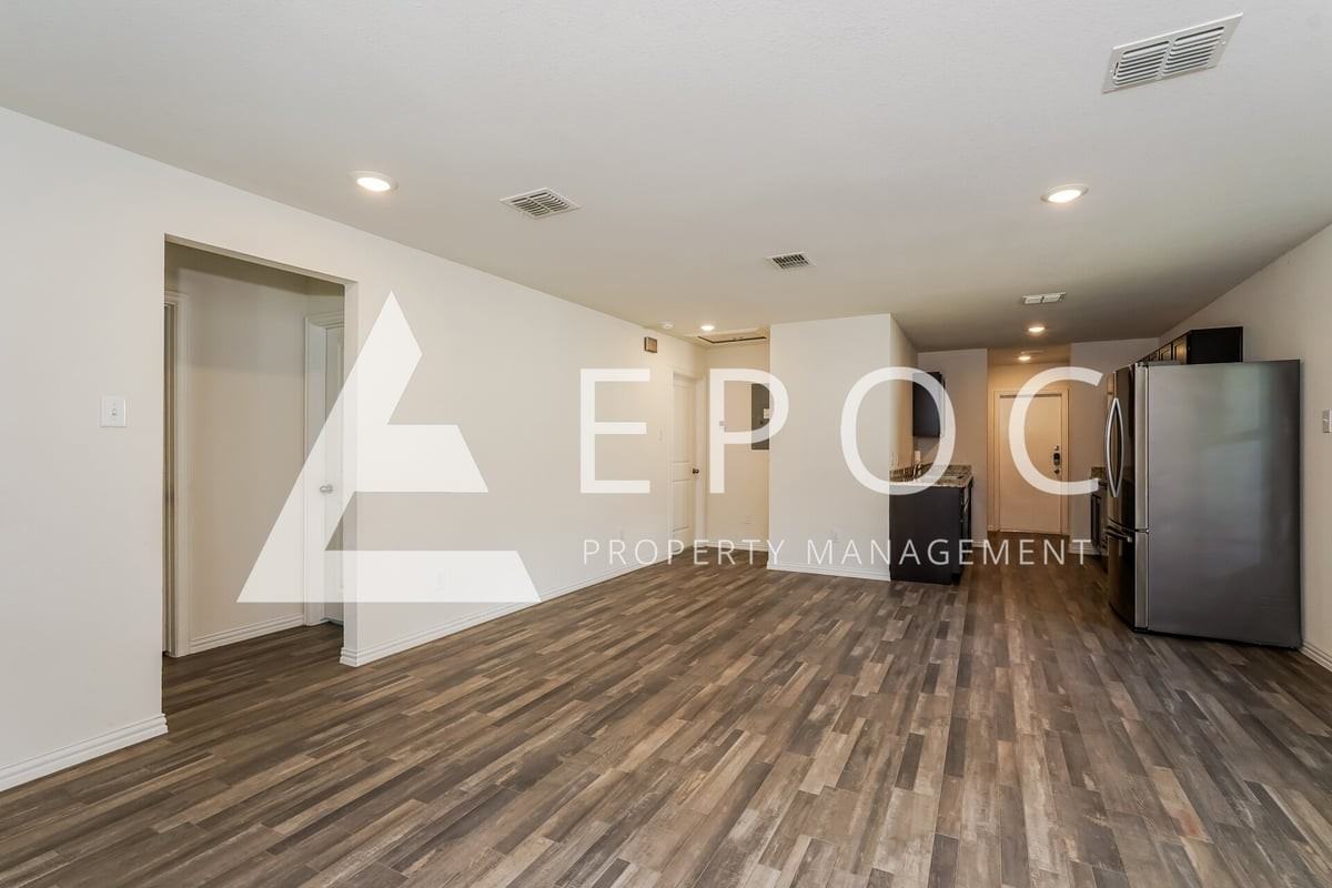 719 N 13th St - Photo 7 of 15