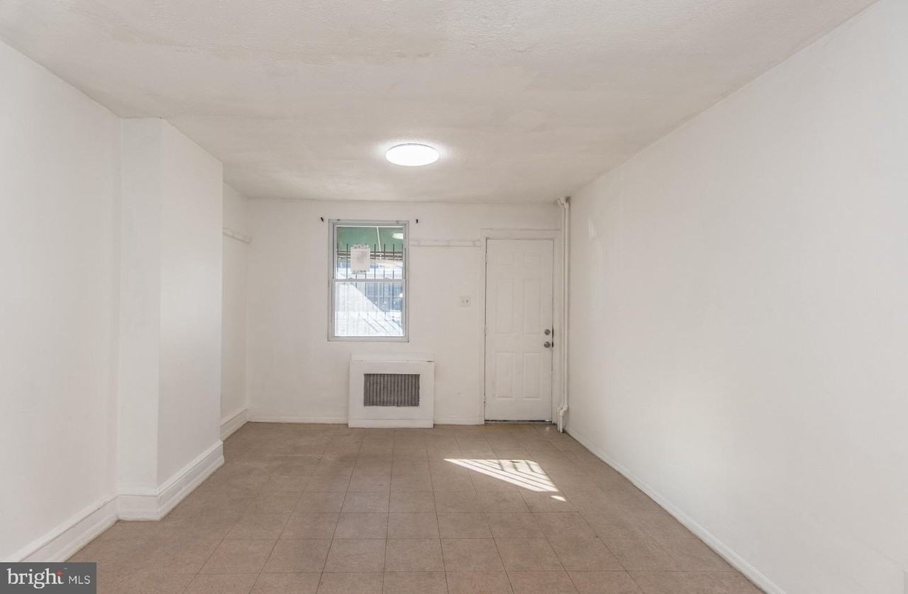 2031 Wakeling St - Photo 3 of 21