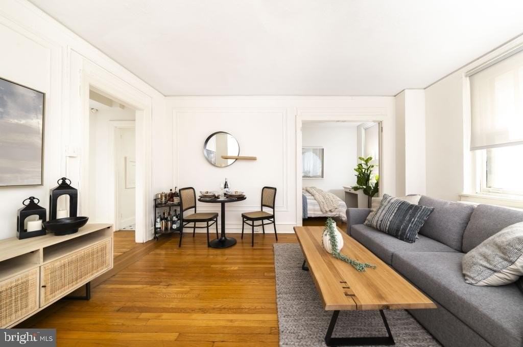 2100-2 Walnut St Apt 10c