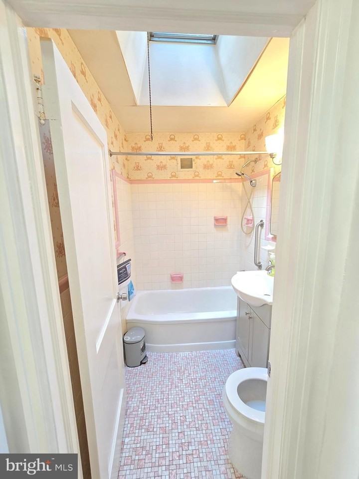 2849 Hellerman St - Photo 7 of 16